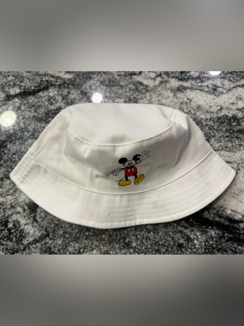 Disney Mickey Mouse reversible bucket hat